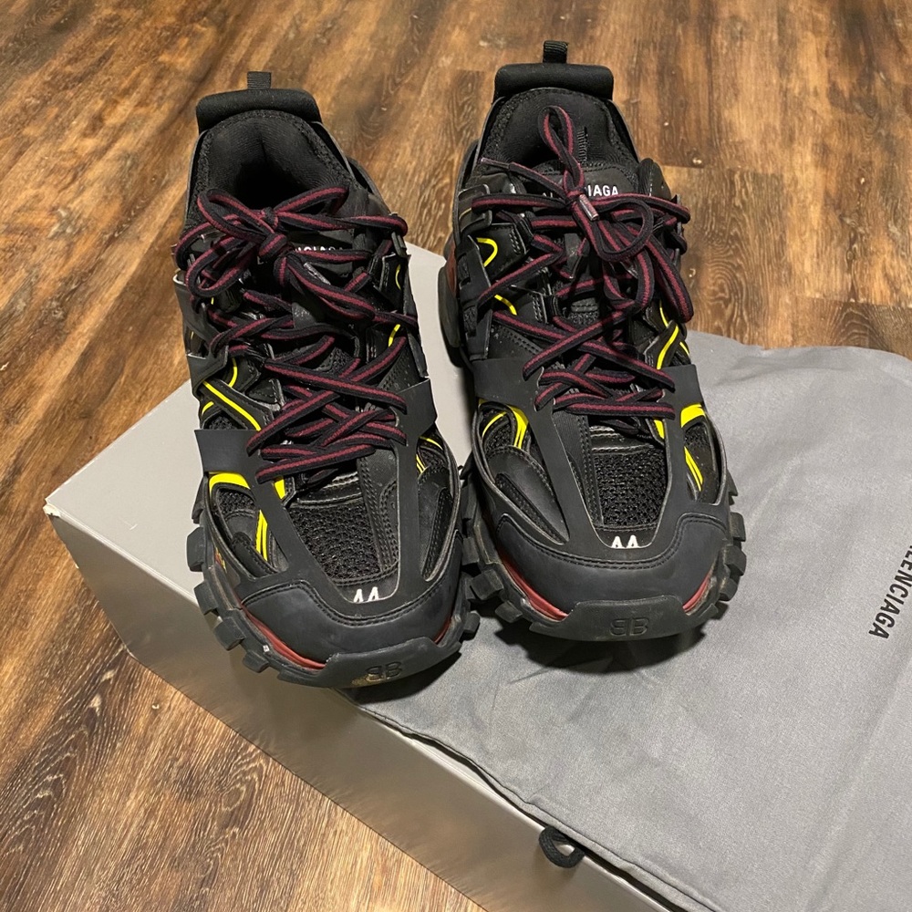 Balenciaga Track